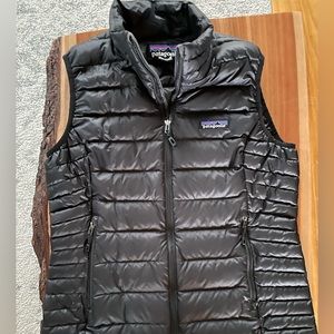 Patagonia Women’s Down Vest Small